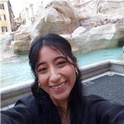 Soy hablante nativa de inglés con más de 3 años de trabajar junto a un docente en diferentes instituciones educativas